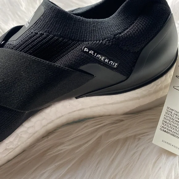 Women’s adidas ultraboost 5.0 DNA Running black-white-blue - Picture 5 of 11